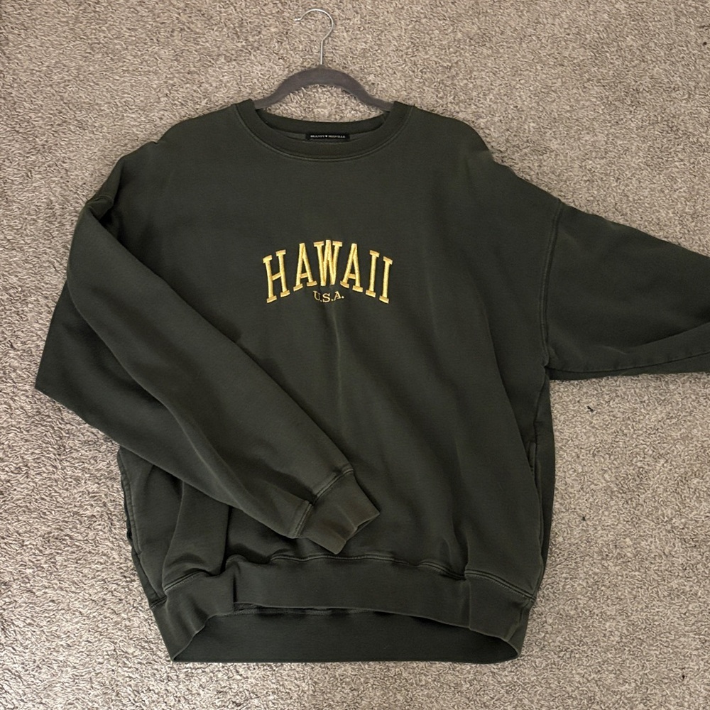 Brandy Melville Crewneck